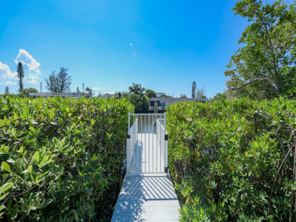 Luxury Anna Maria Island Vacation Pool Home Sleeps 8 Guests